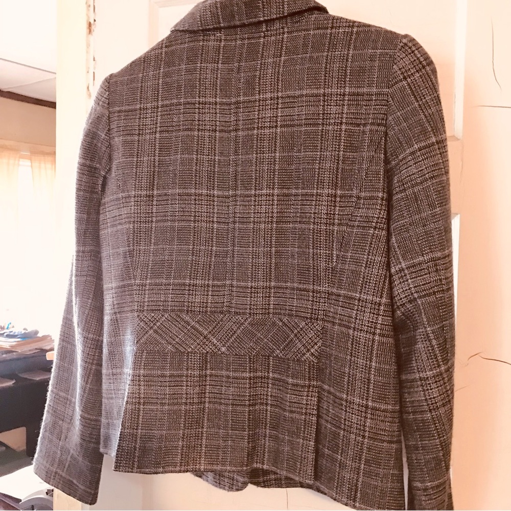 Fresh from Laurie’s closet